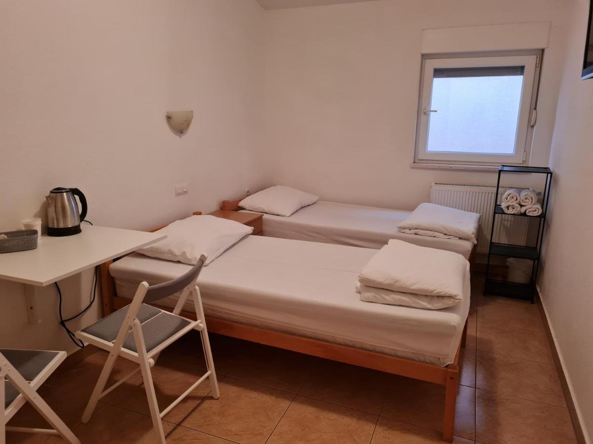 Apartments And Rooms Niki 2 Kastela Ngoại thất bức ảnh