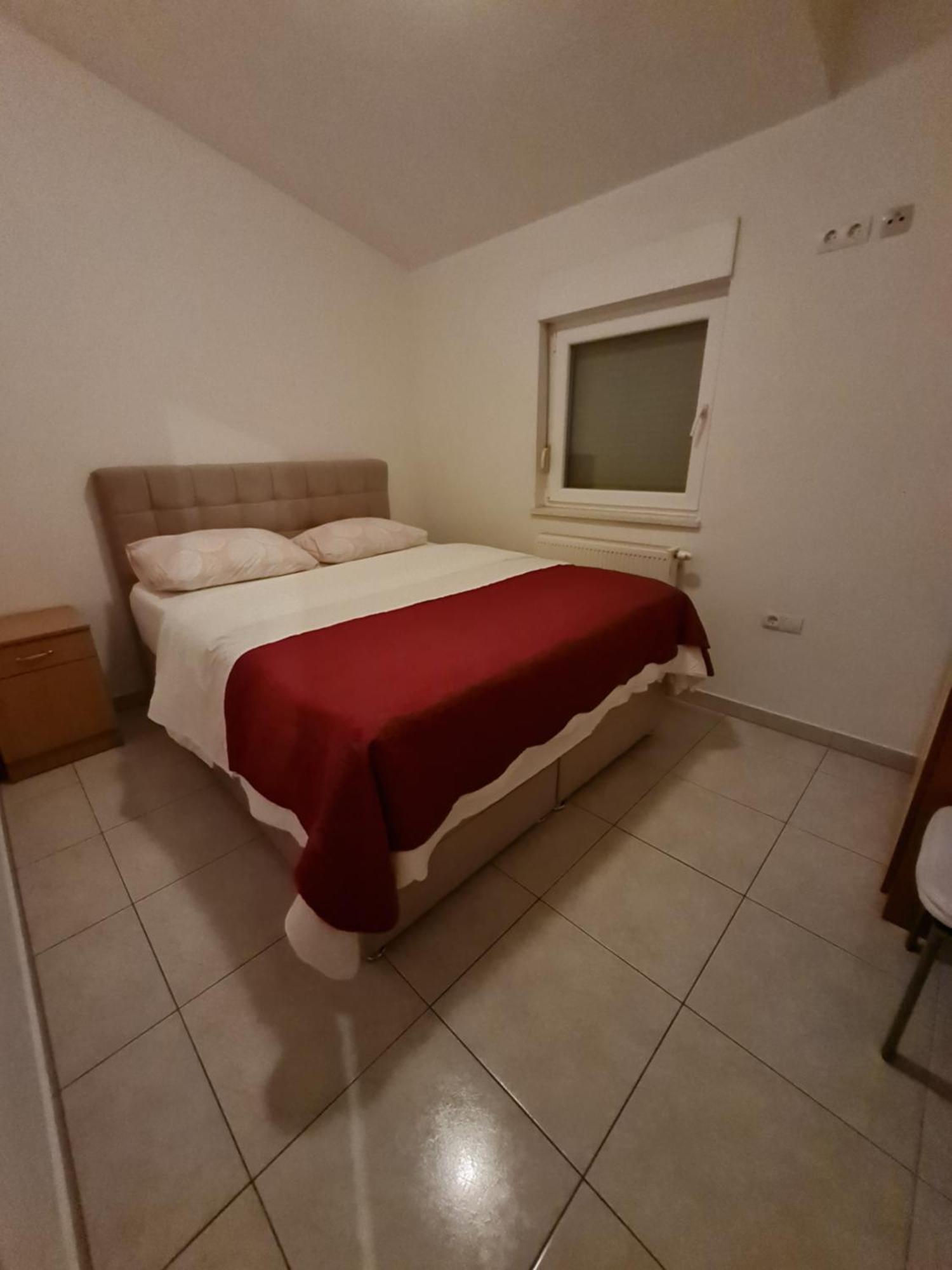 Apartments And Rooms Niki 2 Kastela Ngoại thất bức ảnh