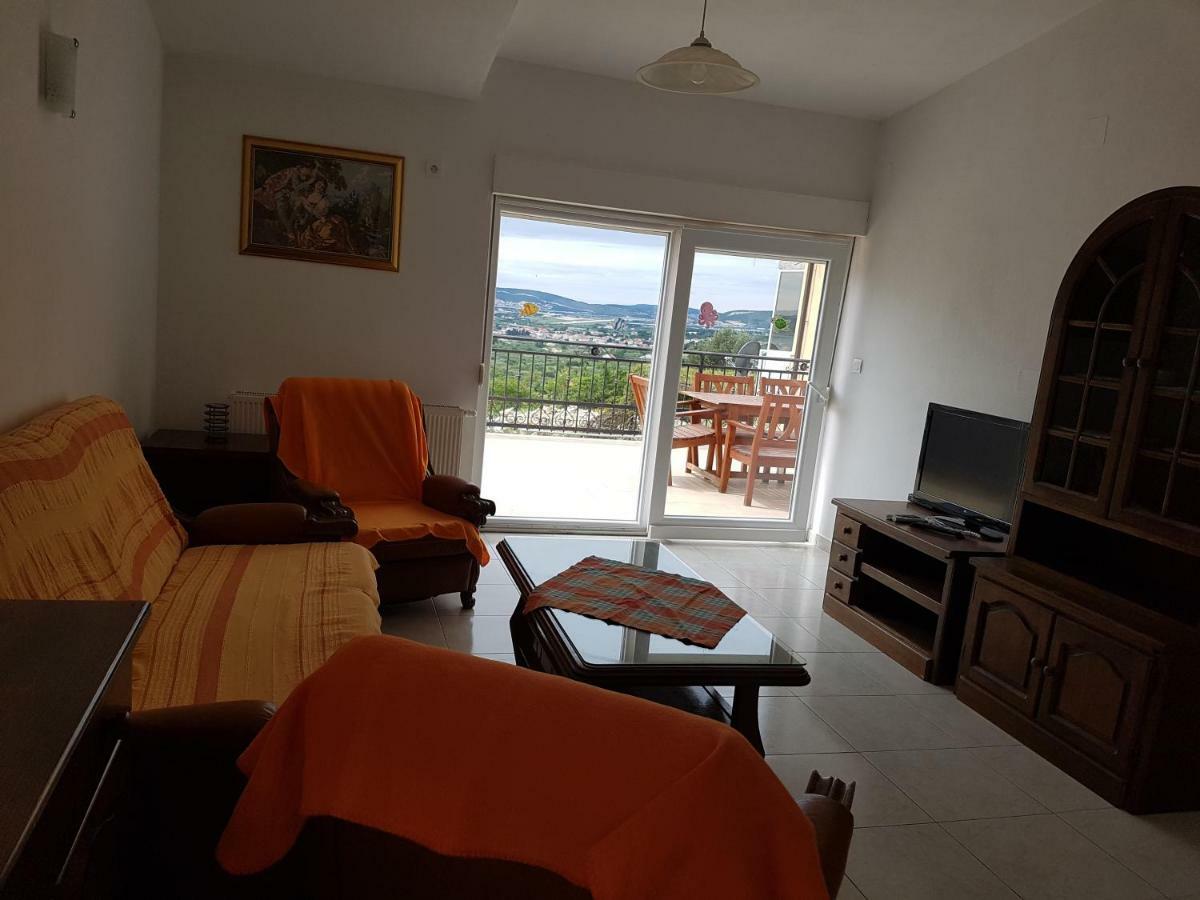 Apartments And Rooms Niki 2 Kastela Ngoại thất bức ảnh