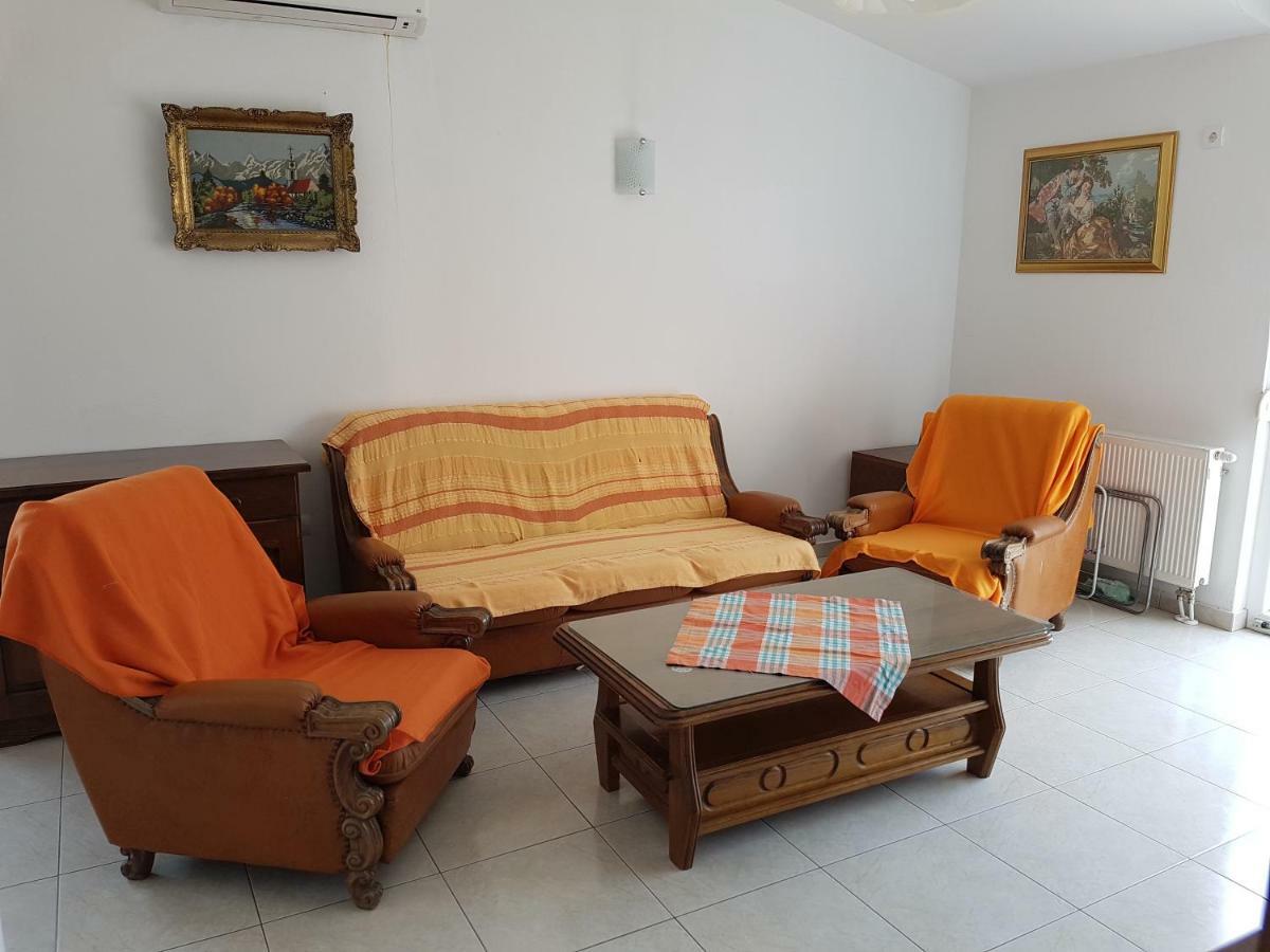 Apartments And Rooms Niki 2 Kastela Ngoại thất bức ảnh